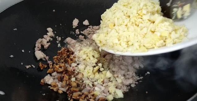 客家筍粄正確的做法：嚼勁十足、皮薄透明有竅門，好吃得停不下來！