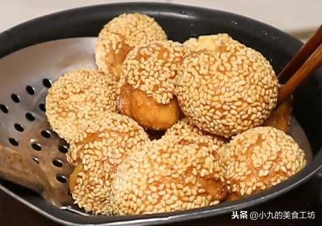 1碗麵粉2個雞蛋，2分鐘教你做秘制小零食，個個開口笑，全家搶著吃！！