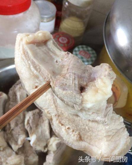 豬肉別再燒炒燉了！教你1 個新吃法，做法簡單，愛吃肉的可以大飽口福了！