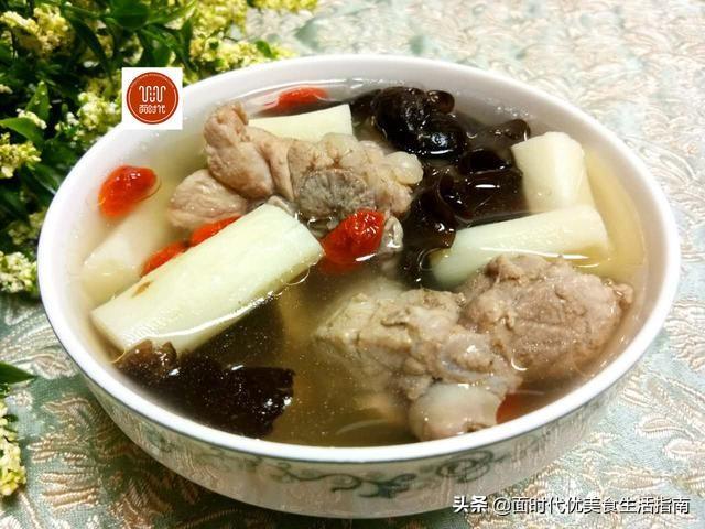 春季這湯要常喝，既營養又美味，還能增強免疫力，很適合老人孩子