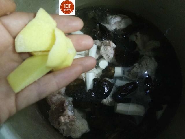 春季這湯要常喝，既營養又美味，還能增強免疫力，很適合老人孩子