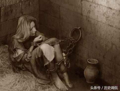 中世紀的歐洲黑暗史：直接把人逼成女巫，再用三角形小木塊行刑