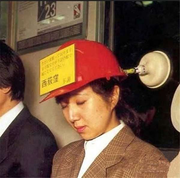 聽說日本地鐵到處都可以「撿屍」?第15張的妹子這樣也太可怕！！