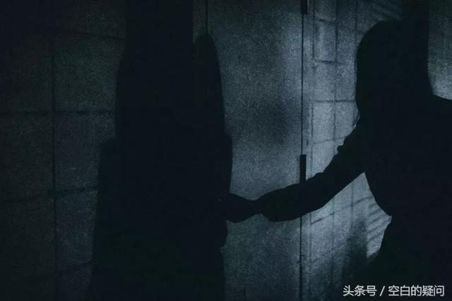 八卦山廢校玩碟仙！他白目問：「禰怎麼走的？」　24歲女鬼「詭異笑著回答」：嘻嘻！都來陪我 