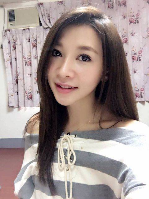  超正麵線攤老闆娘私照曝光！！「天使臉孔魔鬼身材」網友沖去朝聖卻看到！