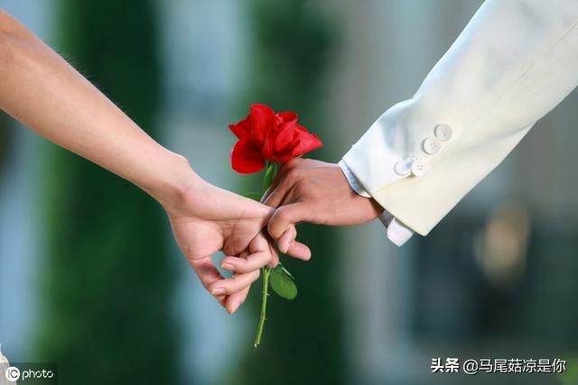十二星座愛你的表現，TA中了幾條？