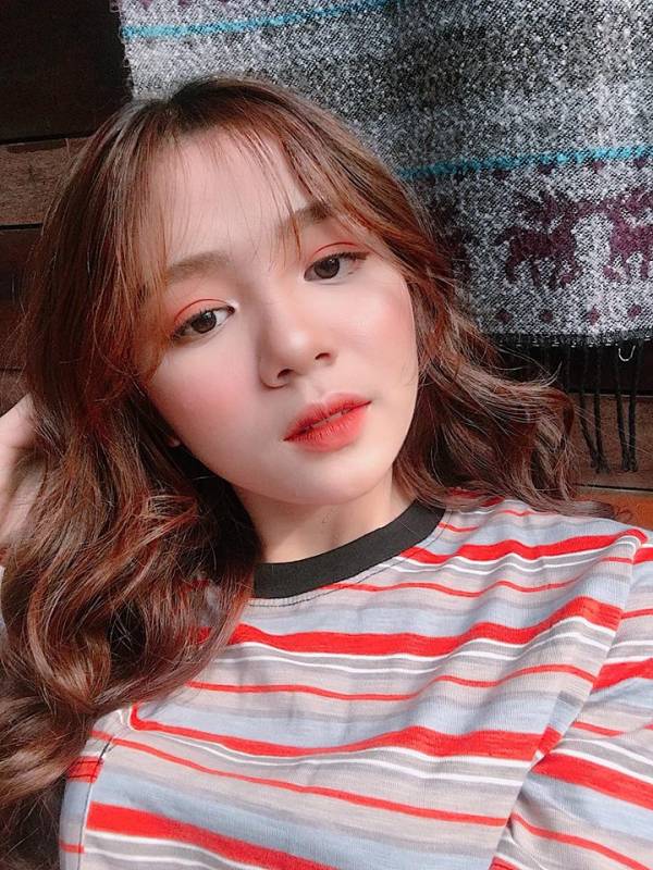 21歲甜美護士累到打瞌睡 網暴動：揪團看診