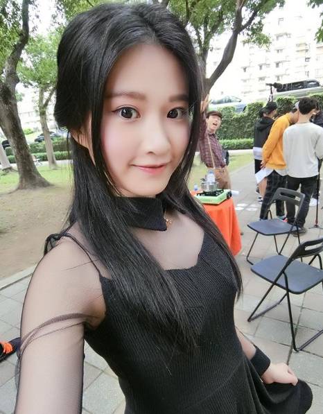 21歲甜美護士累到打瞌睡 網暴動：揪團看診