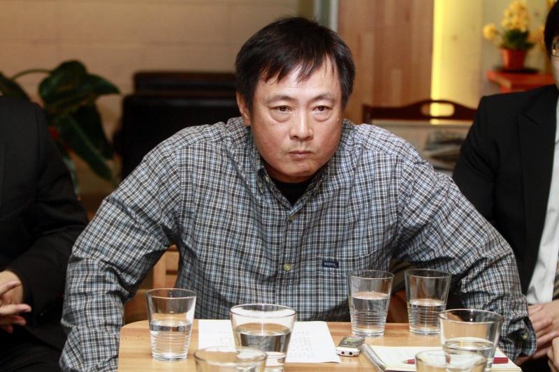 中職23年／為了8萬元 獅、象「演」救援王鬧劇