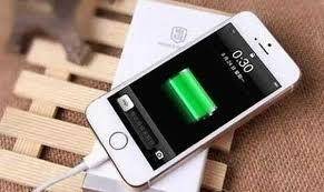 手機可以充電充整晚嗎？專家說出驚人「5個真相」沒想到跟我們想的完全不一樣啊！再不知道就慘了！