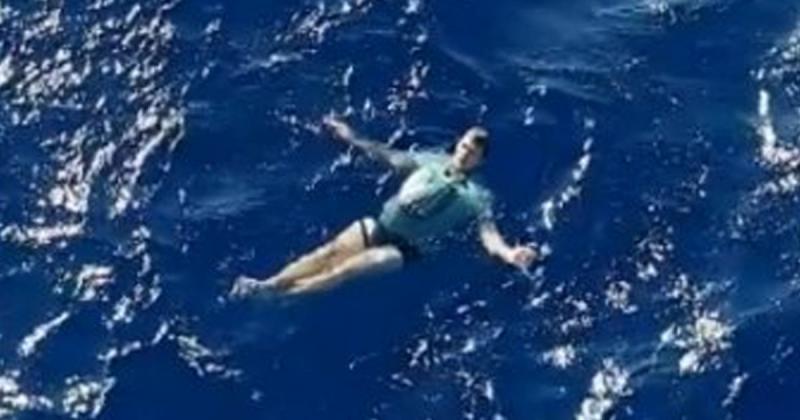 搭船突落水！男子想起「海豹部隊絕招」　解褲帶漂3小時獲救 