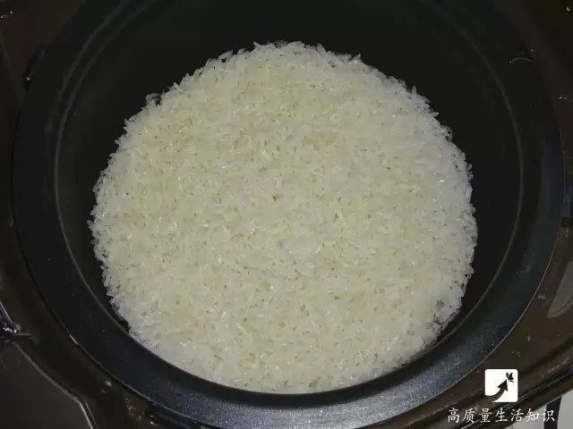 酒釀圓子做法原來這麼簡單，以後不用去超市買了!!