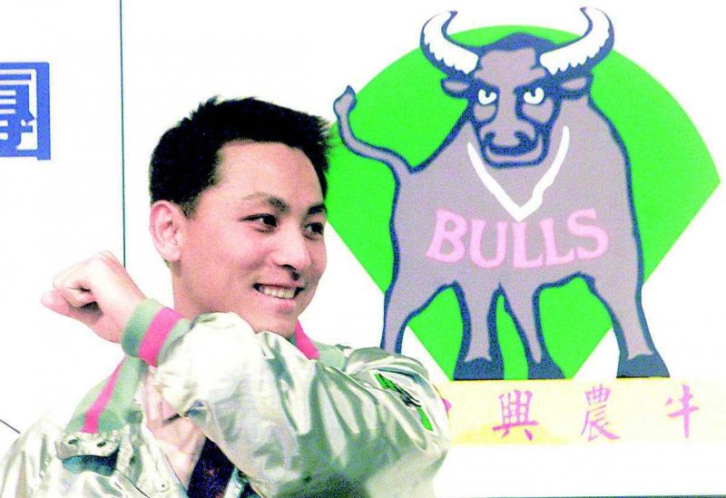 中職13年／蔡仲南加盟壯大中職 台灣大聯盟解散