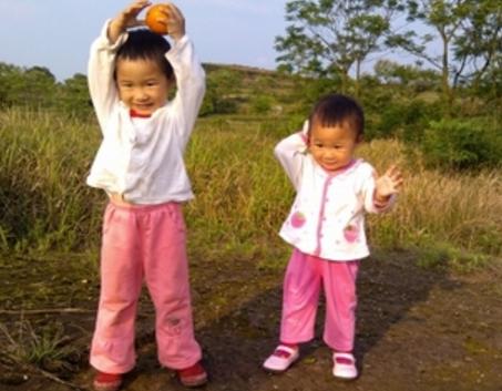 生了兩女兒，一家人把我當僕人，算命先生：你老了她們把你供著養