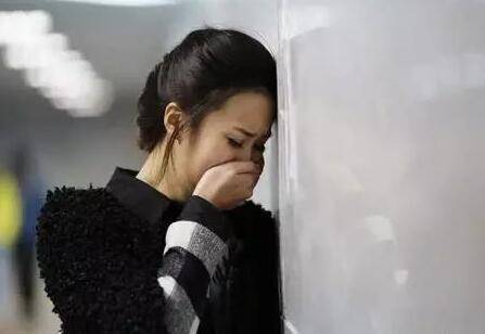 小叔子結婚紅包丟了，大家懷疑我偷了，我指指頭上，婆婆愣了！