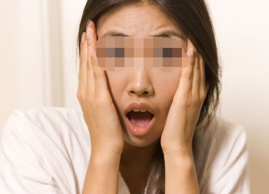 新婚夜，老公接一電話後去加班，老婆心疼去送湯，一進公司，蒙了