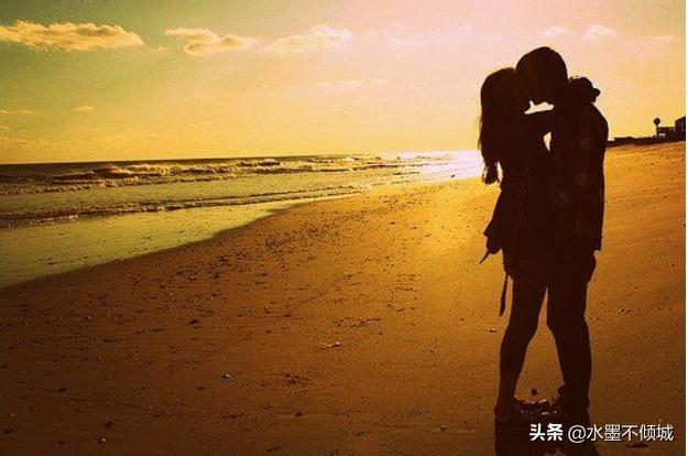 二婚女人哭訴：丈夫每天去前妻那看兒子，我去看我兒子一次都不行