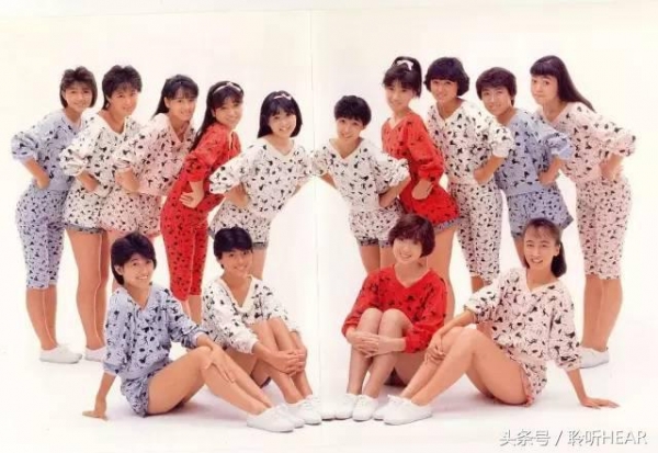50歲的工藤靜香幾乎毀容！卻被「男神木村拓哉」寵愛16年！一看她年輕時的照片，才發現木村拓哉早計畫好了！