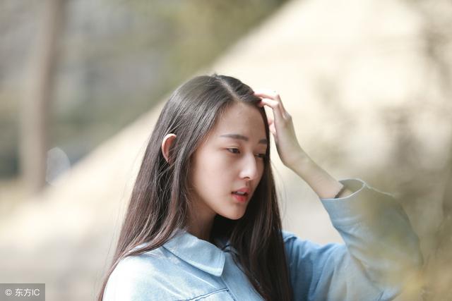 婚後老婆遲遲不肯要孩子，無意中聽到她和岳母的對話，我如夢初醒