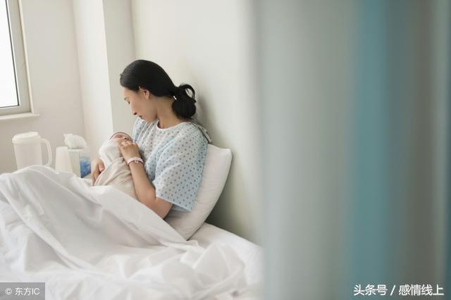 去看望坐月子的女兒，看到親家母做的一桌好菜，我怒掀桌子！