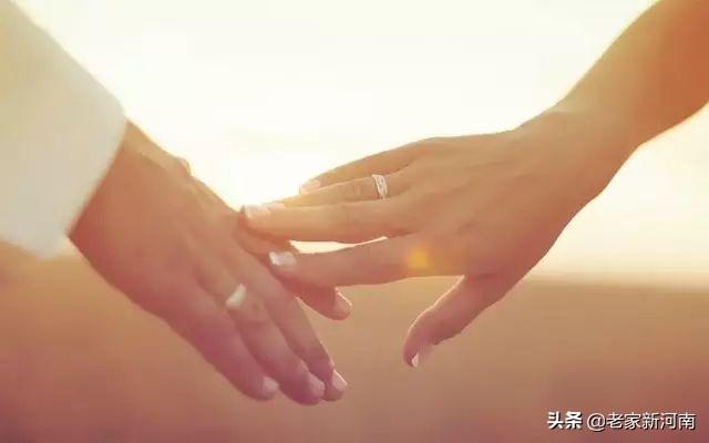 夫妻就像左右手，摸著總沒感覺，痛了才明白（感人至深）