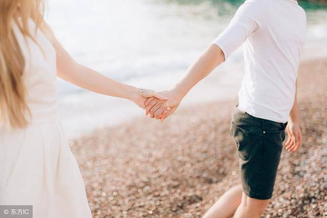 結婚已過好幾個月 大姑姐卻一直沒回門 到她家我對婆婆大吼 婆婆很感激我