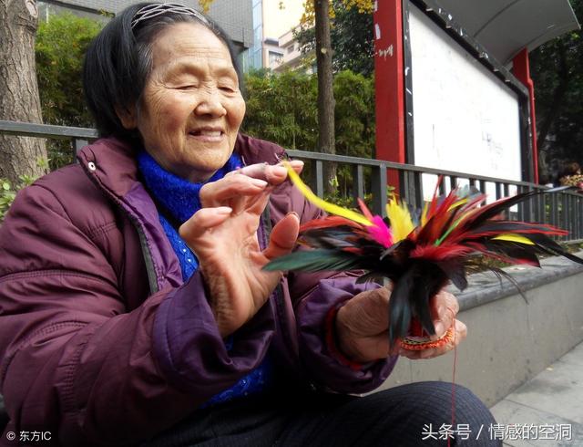 婆婆總是來我家，說是幫我們做家務，時間長了，我發現不對勁