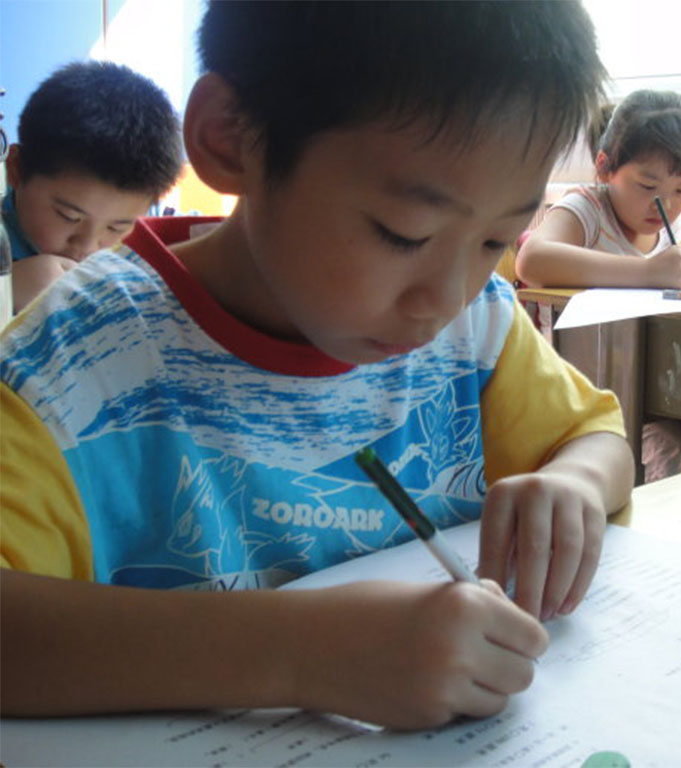 這個小學生「考零分」，他的答案被po上網時，網友大讚｢根本是天才｣還質問老師「到底哪裡錯了」！