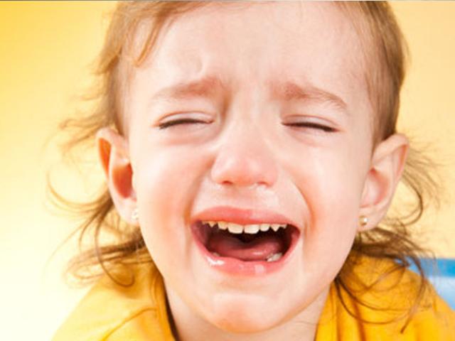 孩子說：「媽媽，我怕黑」，家長的回答會影響孩子的性格，下次請這樣回應他
