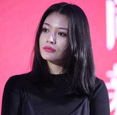 汪峰的四任妻子都長相大氣，章子怡不算是最好看的，眼光真的是好！