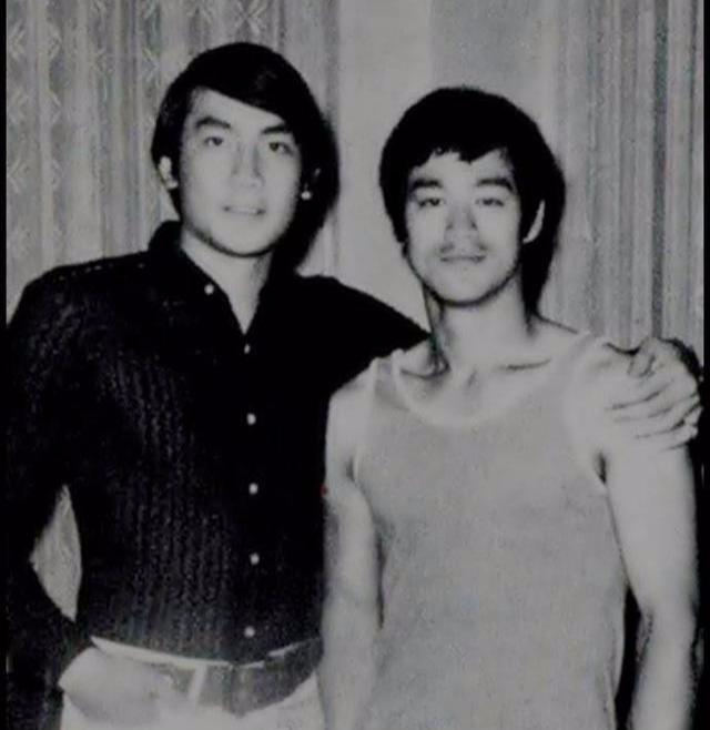 他娶邵氏花旦毀其容，娶亞洲小姐打到離婚，如今67歲還在拍戲！