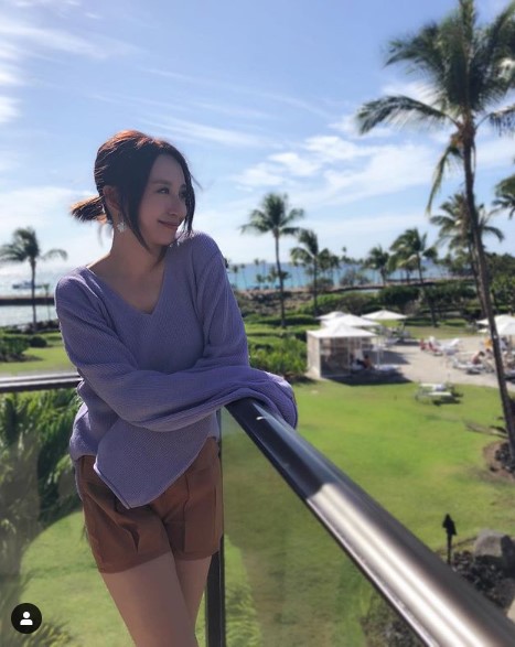 出國拍節目！龔嘉欣曬泳裝照吸Like