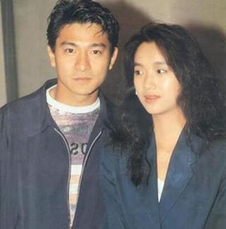  48歲吳倩蓮近照如黃臉婆，劉德華跪地求婚不應，卻嫁平民丈夫！