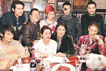  48歲吳倩蓮近照如黃臉婆，劉德華跪地求婚不應，卻嫁平民丈夫！