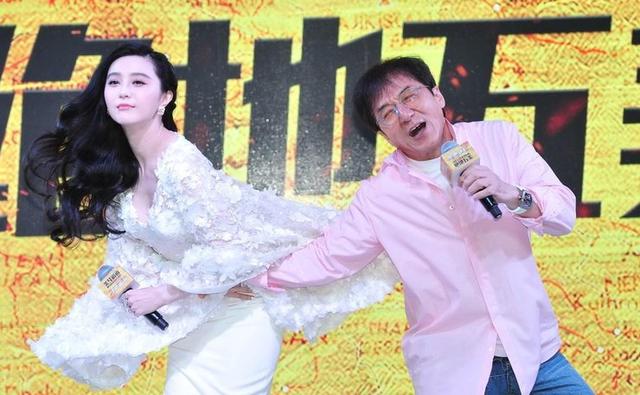 范冰冰和成龍十大親密照曝光，最後一張李晨真的看不下去了！