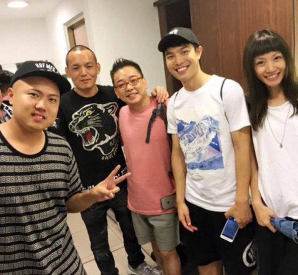 《星光大道》出道的李千娜走過「失婚低潮」和小1歲男友交往4年，並且願意接受過往，把兒女視如己出