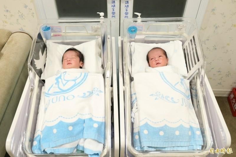 馬俊麟自認雙胞胎兒長不像！ 拍戲太忙「老婆有苦自己吞」承諾帶妻度假「到羅馬還願」