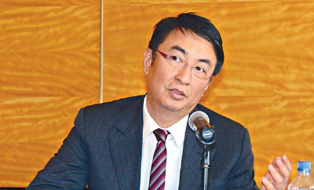 千億兒媳名號不保？李兆基退休，徐子淇老公與大叔子明爭暗鬥！