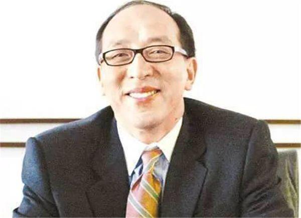 曾是「香港鬼後」，因演女鬼入戲太深，患抑鬱症老公賣掉公司陪她!