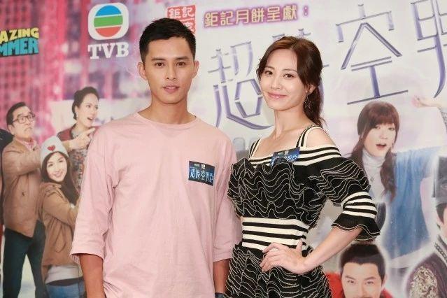 【朱晨麗減肥還升Cup?!】只穿Bra大秀3吋事業線+Fit爆馬甲線!網民歡呼:難得性感啊!