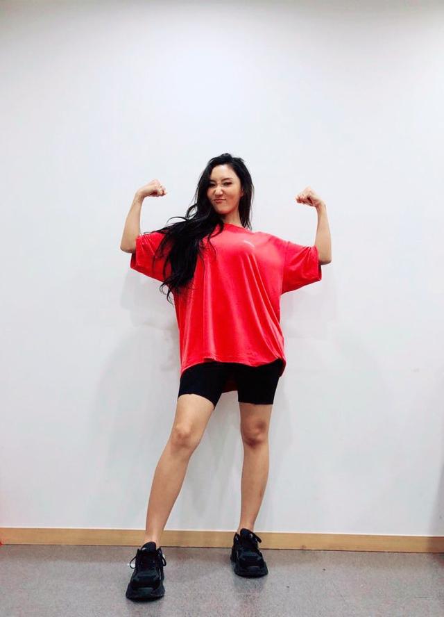 女團成員音樂節目一位，獲獎感言卻提及叔叔，節目中她透露原因！