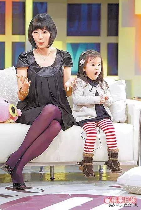楊冪赴港分家產搶女兒撫養權？網友：她配嗎？