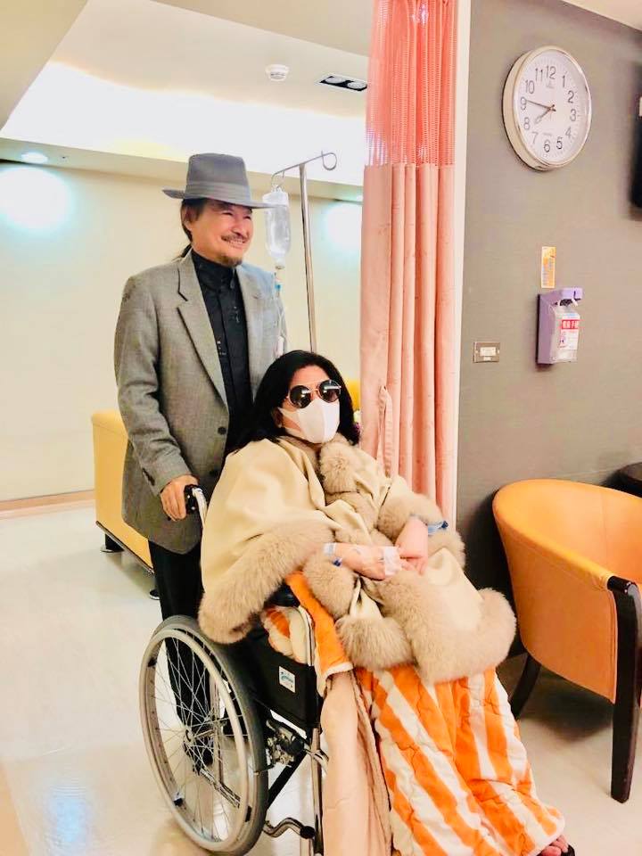 陳文茜驚傳吐血痰！ 堅強抗癌「忍痛拒打嗎啡」感念醫師無私她「90度鞠躬」：病患得快樂走下去