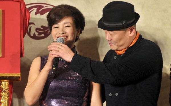 10大男星演藝圈一爆紅成名，渣到「拋棄糟糠之妻」！如今他們竟過著這樣的生活！