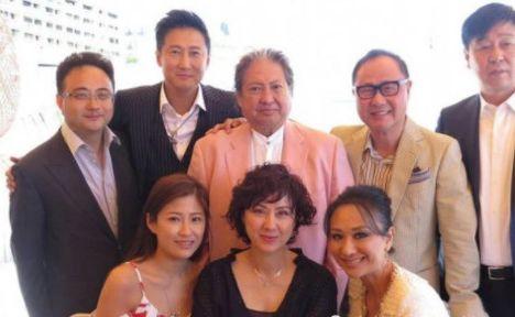 她是洪金寶唯一女兒，35歲至今未婚沒男友，近照曝光：誰敢娶？