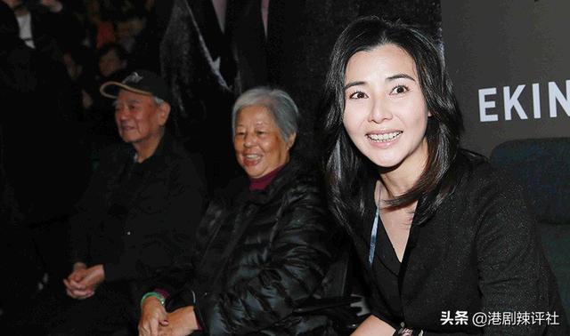 共患難13年，鄭伊健豪擲千萬買地皮送岳父，蒙嘉慧變身做公司董事