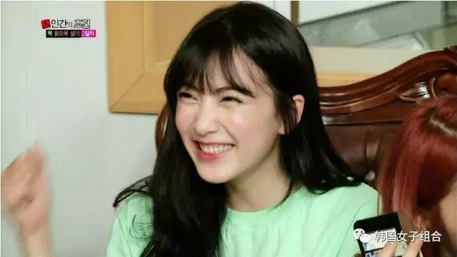 20歲時合約期滿，她退出知名二代女團，她是94line！