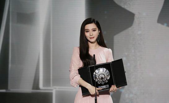 范冰冰最好的年華, 不是給了未婚夫李晨, 而是同居五年的他！