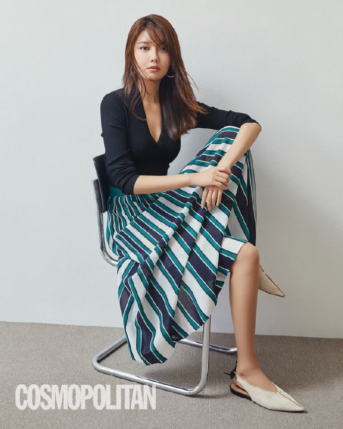 [少女時代][新聞]190321 好絕美一女的泰妍Elle Korea 四月號畫報持臉殺人