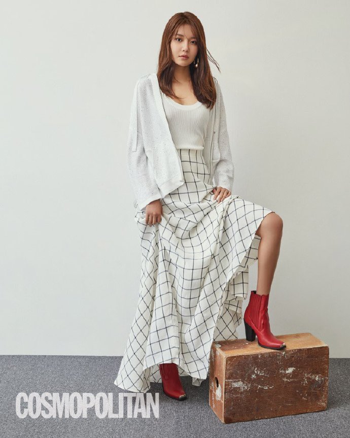 [少女時代][新聞]190321 好絕美一女的泰妍Elle Korea 四月號畫報持臉殺人